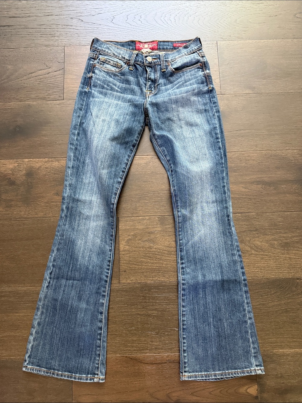 Lucky Brand faded blue Sofia bootcut jeans - Picture 2 of 3